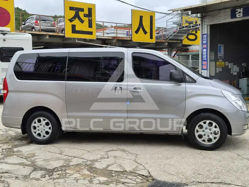 2011 Hyundai Starex
