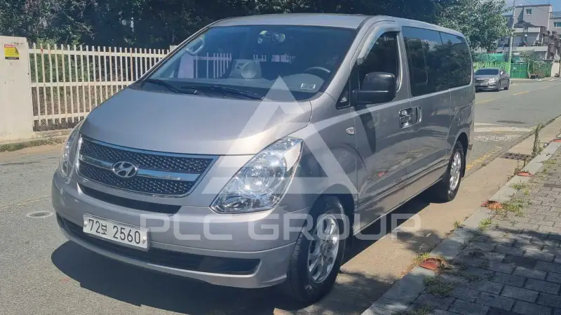 2011 Hyundai Starex