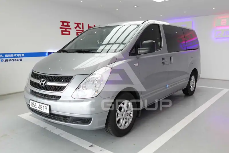2011 Hyundai Starex