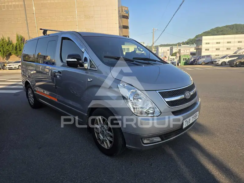 2011 Hyundai Starex