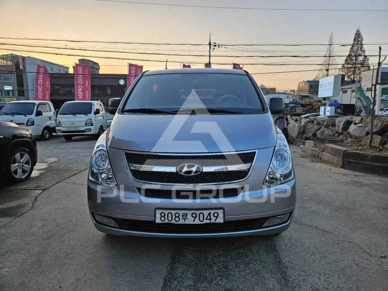 2011 Hyundai Starex