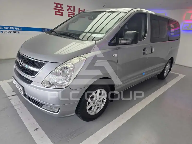 2011 Hyundai Starex
