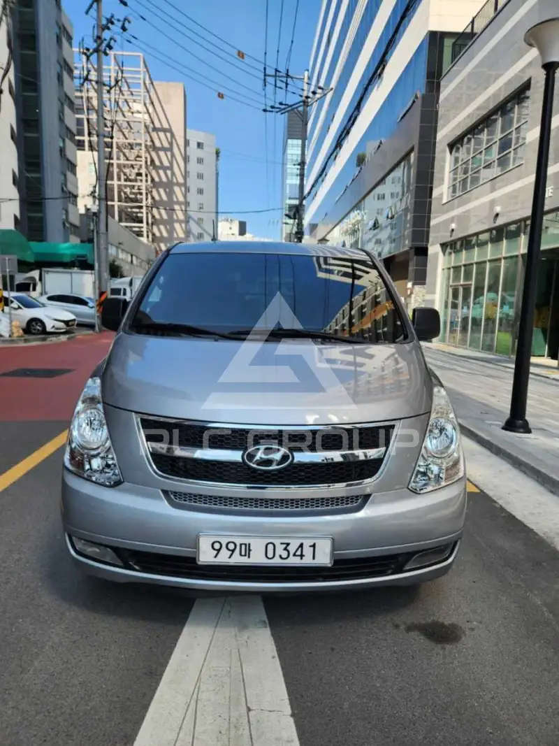 2011 Hyundai Starex