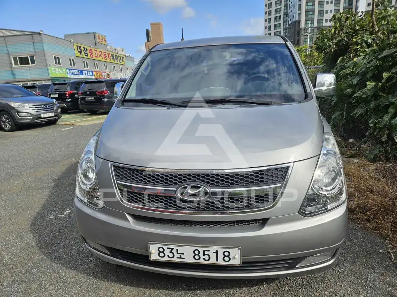 2011 Hyundai Starex