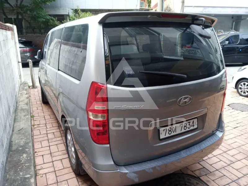 2011 Hyundai Starex