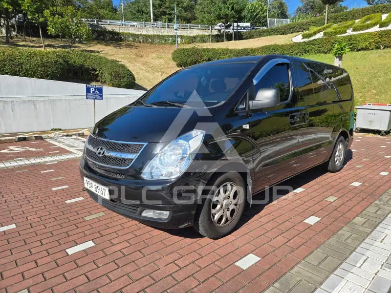 2011 Hyundai Starex