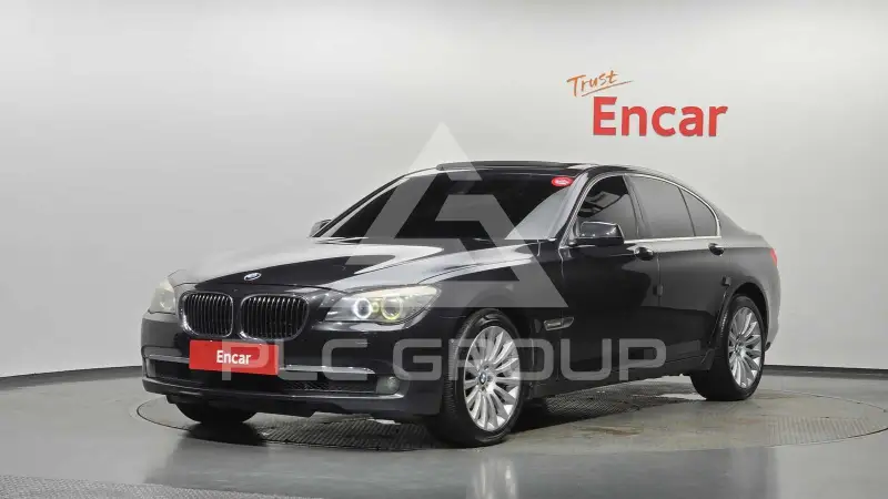 2012 BMW 730