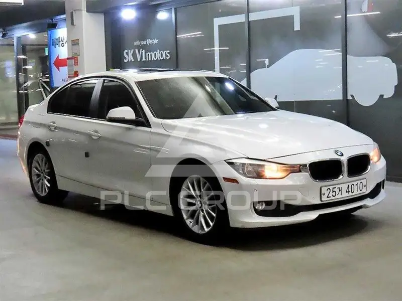 2012 BMW 320