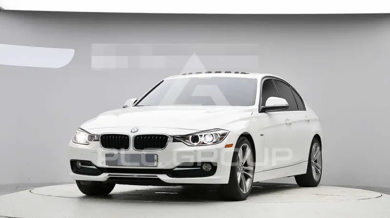 2012 BMW 320