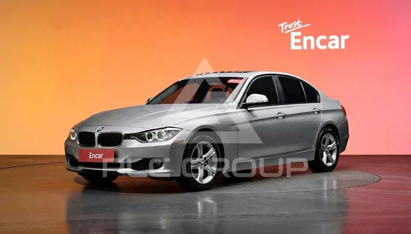 2012 BMW 320