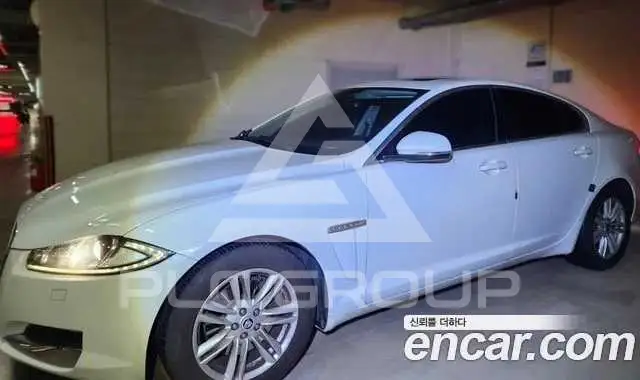 2012 Jaguar XF
