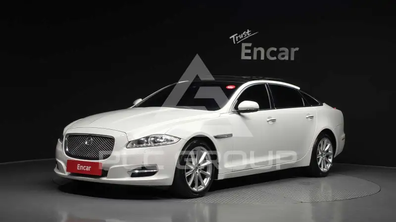 2012 Jaguar XJ
