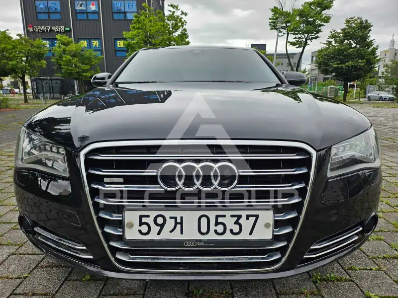 2012 Audi A8