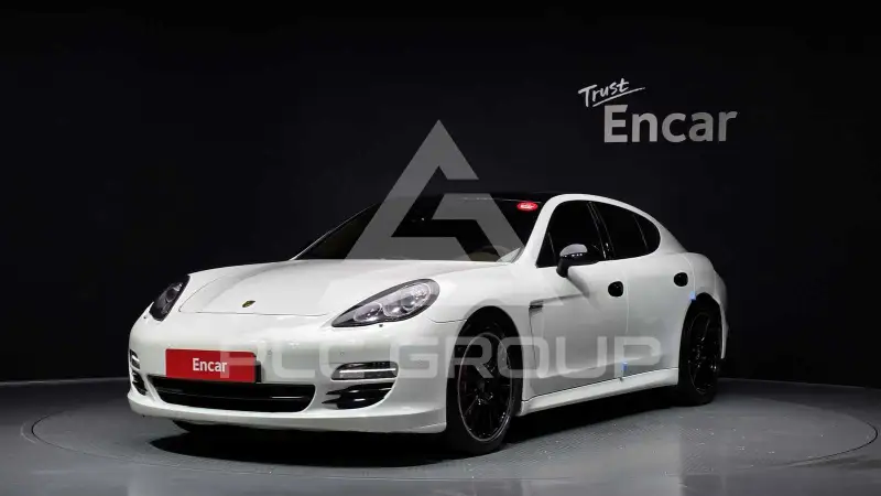 2012 Porsche Panamera