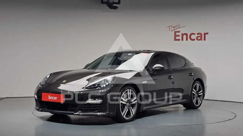2012 Porsche Panamera