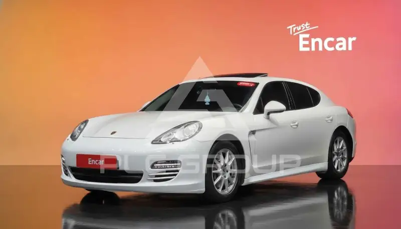 2012 Porsche Panamera