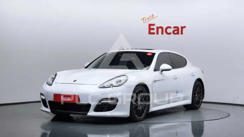 2012 Porsche Panamera