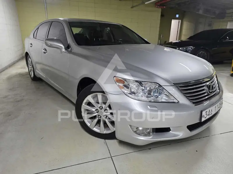 2012 Lexus LS