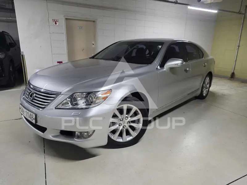 2012 Lexus LS