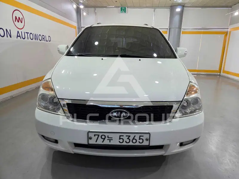 2012 KIA Carnival