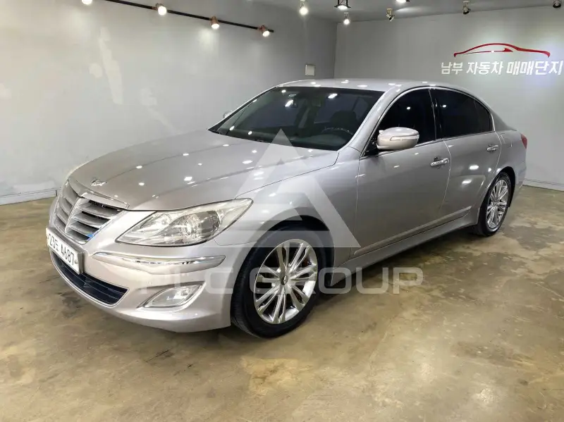 2012 Hyundai Genesis