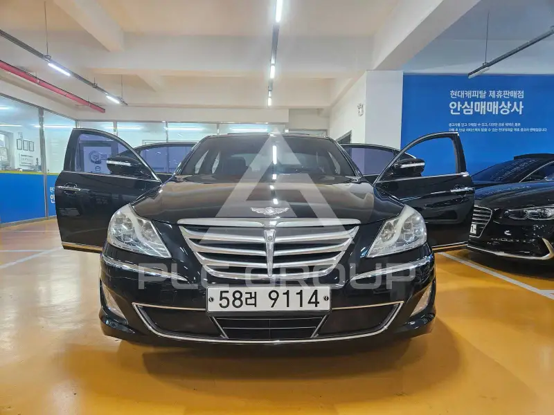 2012 Hyundai Genesis