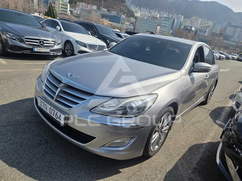 2012 Hyundai Genesis
