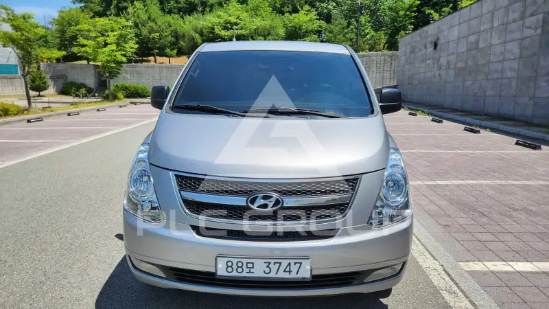 2012 Hyundai Starex