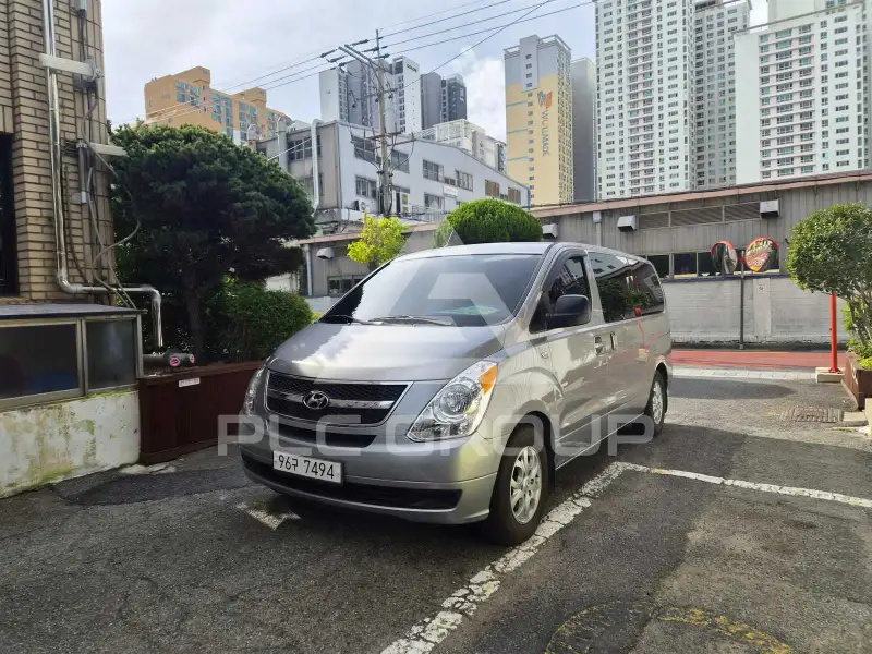 2012 Hyundai Starex