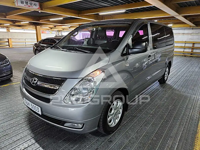 2012 Hyundai Starex
