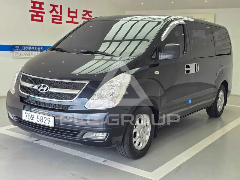 2012 Hyundai Starex