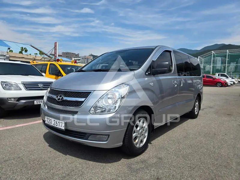 2012 Hyundai Starex
