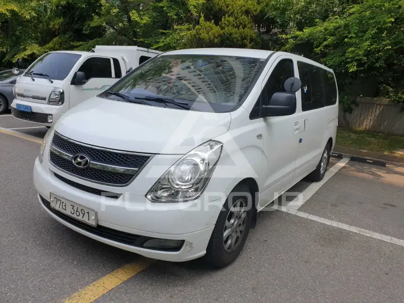 2012 Hyundai Starex