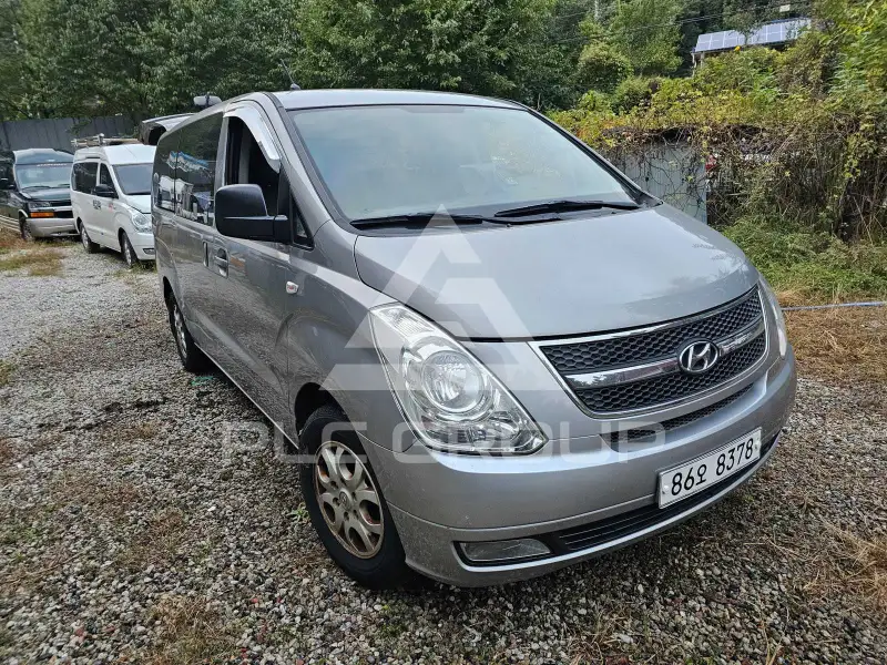 2012 Hyundai Starex