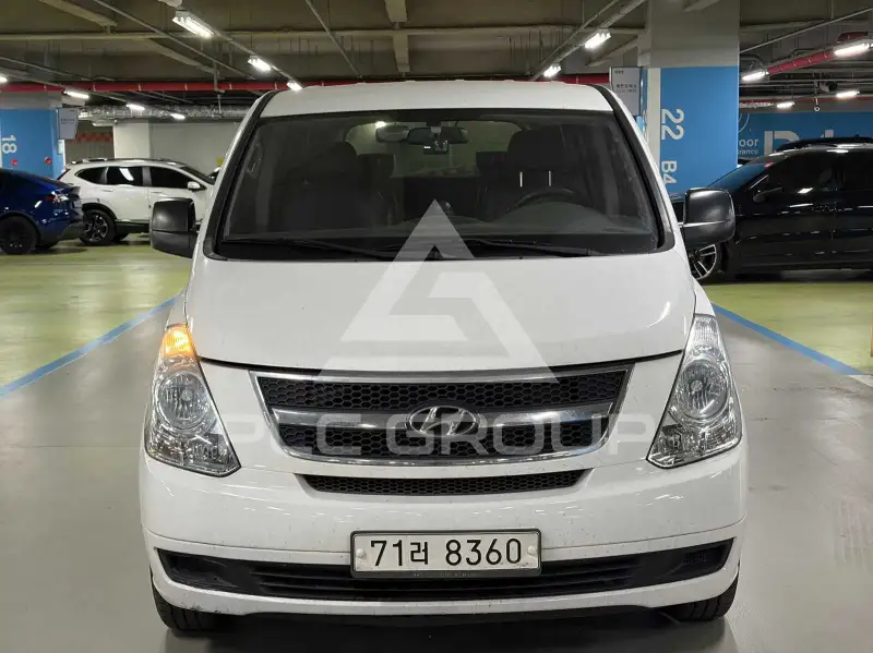 2012 Hyundai Starex