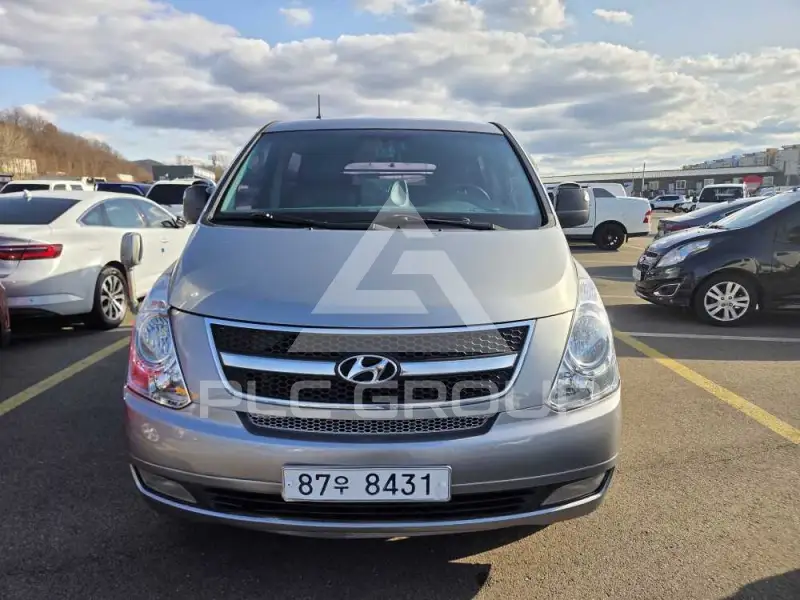 2012 Hyundai Starex