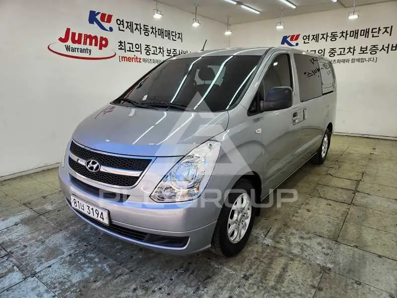 2012 Hyundai Starex