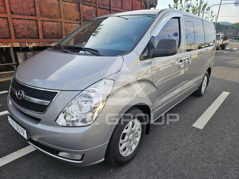 2012 Hyundai Starex