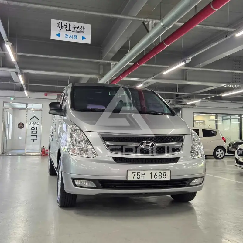 2012 Hyundai Starex