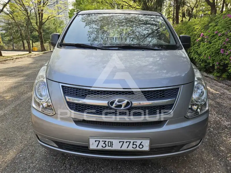 2012 Hyundai Starex