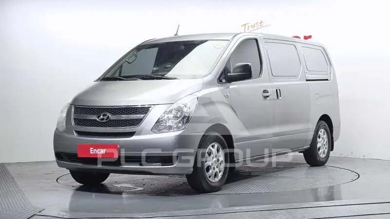 2012 Hyundai Starex