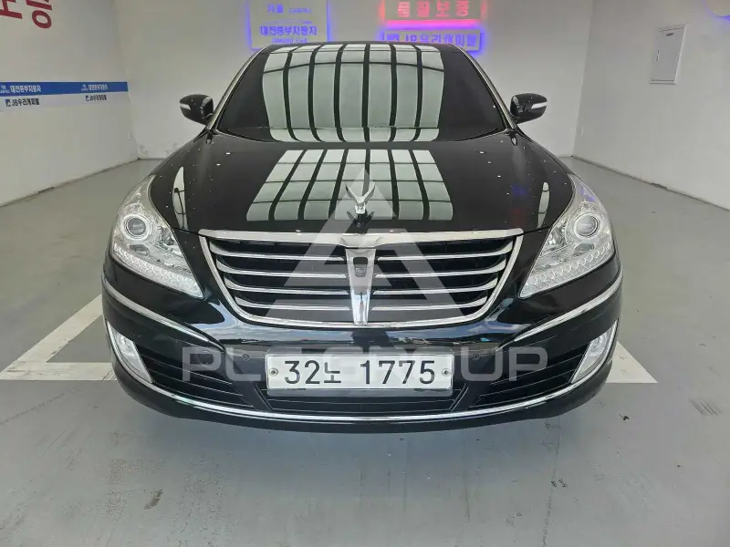 2012 Hyundai Equus