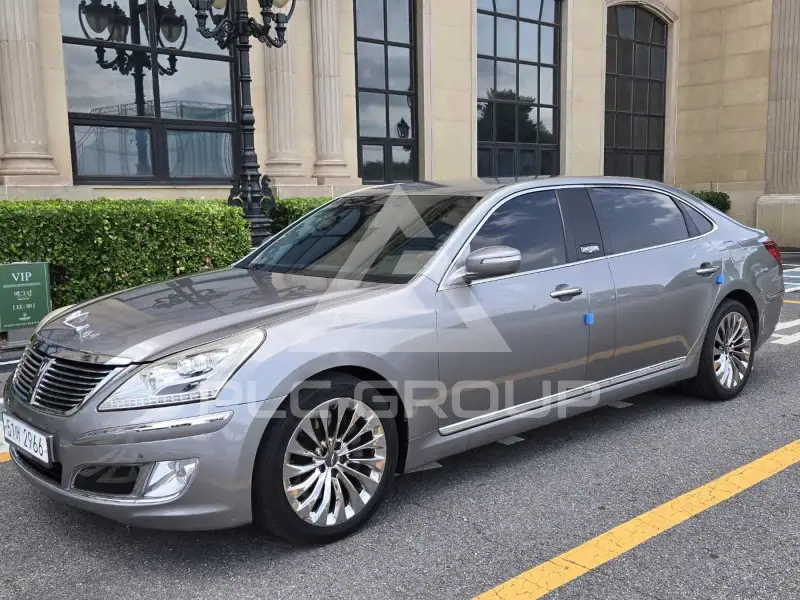 2012 Hyundai Equus