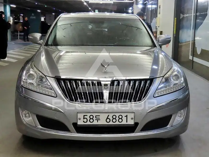 2012 Hyundai Equus