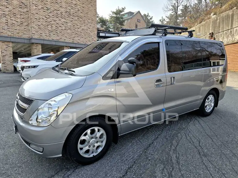 2012 Hyundai Grand Starex