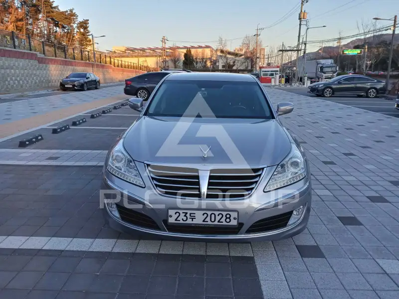 2012 Hyundai Equus