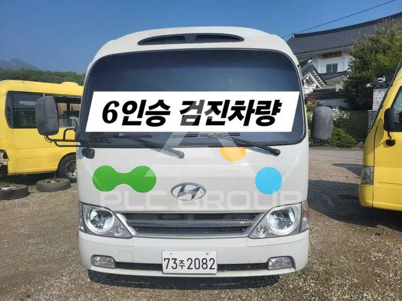 2012 Hyundai Country