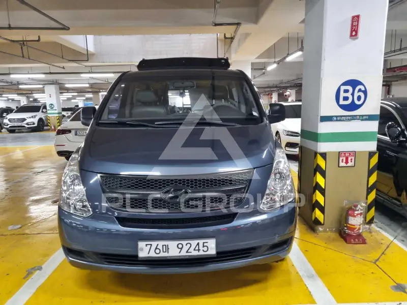 2012 Hyundai Starex