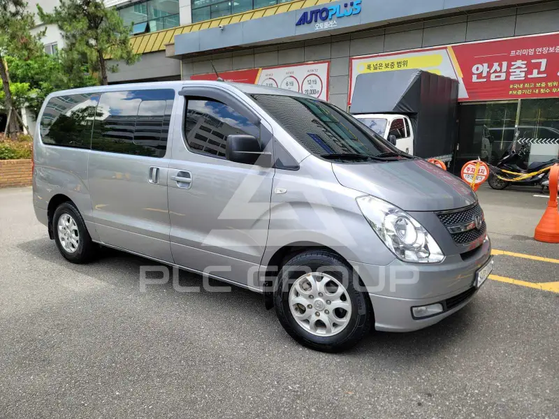 2012 Hyundai Starex