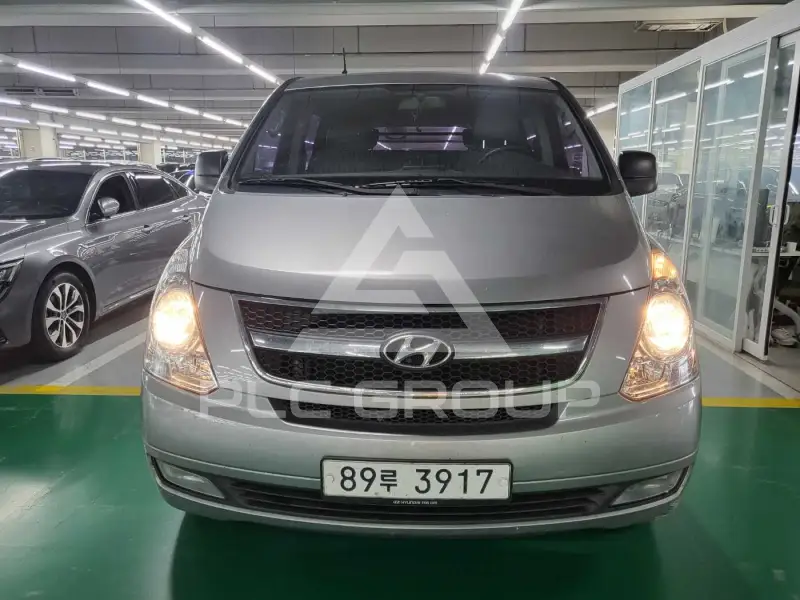 2012 Hyundai Starex